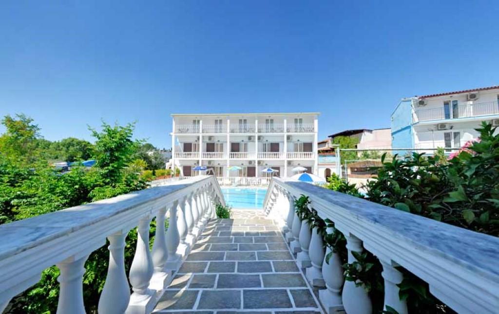 Gouvia Hotel エクステリア 写真