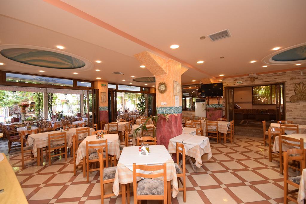 Gouvia Hotel エクステリア 写真