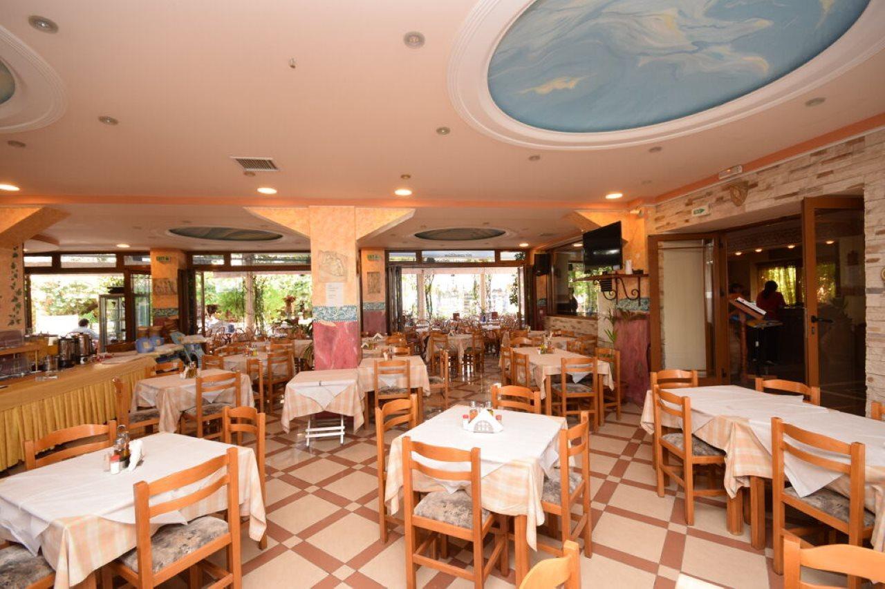 Gouvia Hotel エクステリア 写真