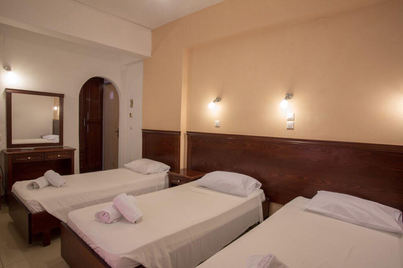 Gouvia Hotel エクステリア 写真
